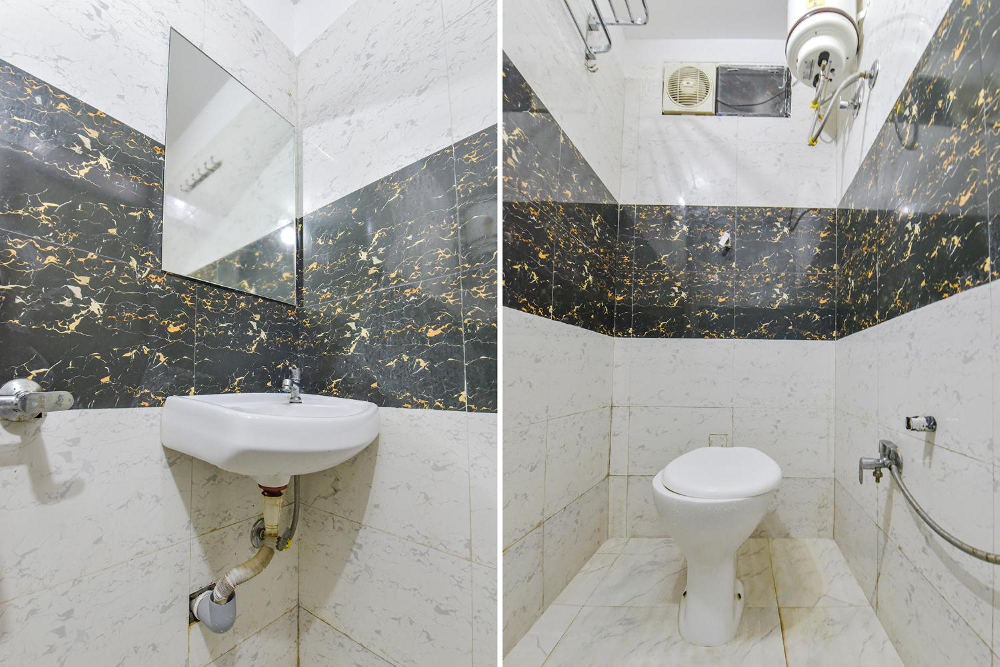Fabexpress Devani Palace Ujjain Buitenkant foto
